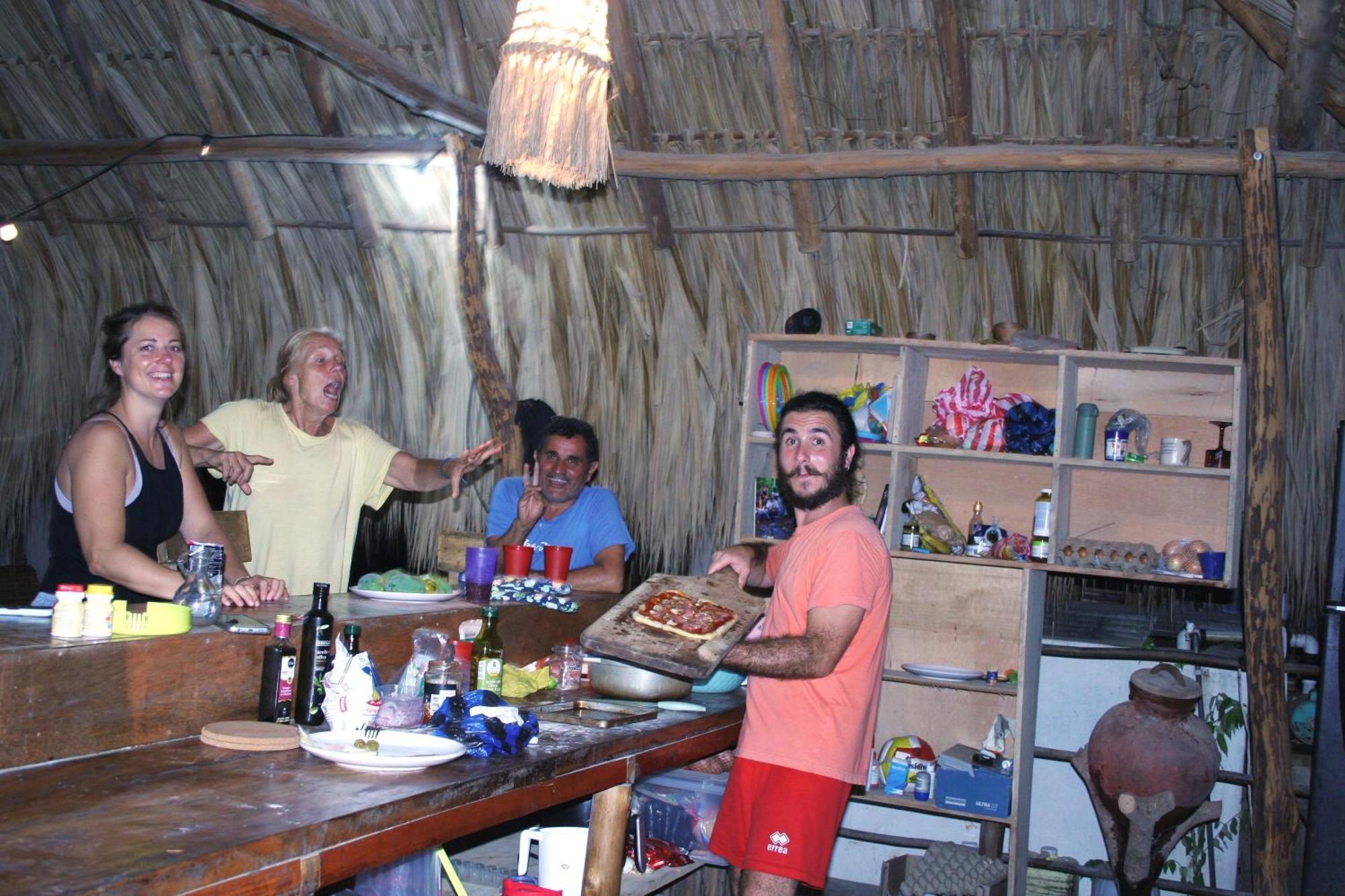 Hostel Nugeku Rincon Exterior photo
