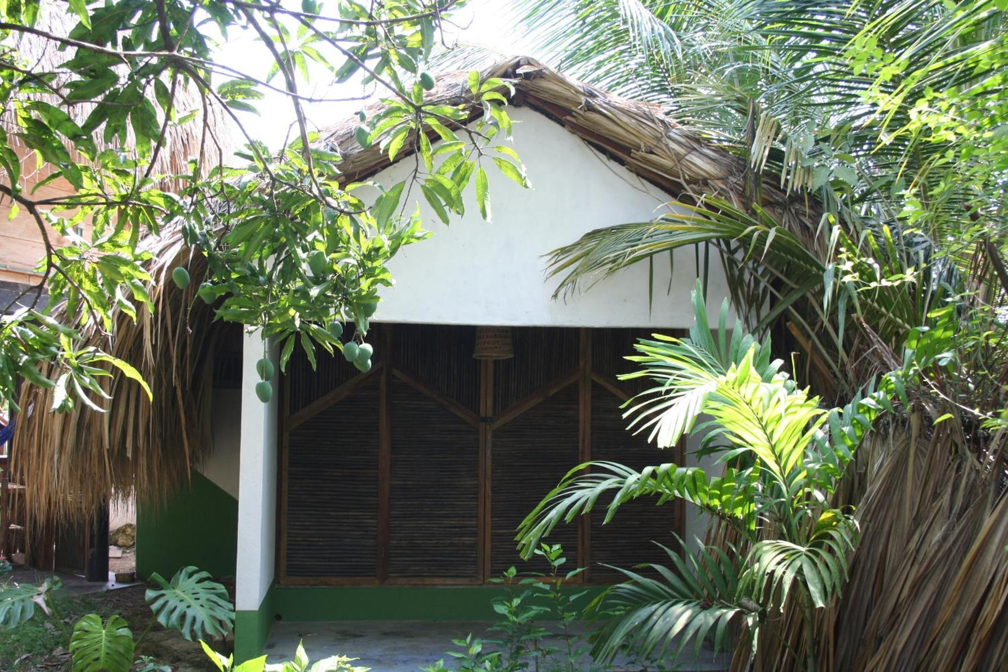 Hostel Nugeku Rincon Exterior photo